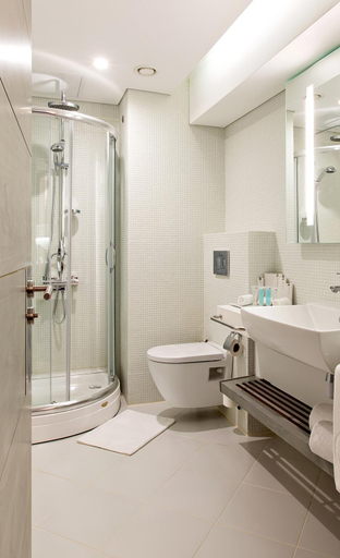 Bathroom 5, Burgu Arjaan by Rotana, Kartal