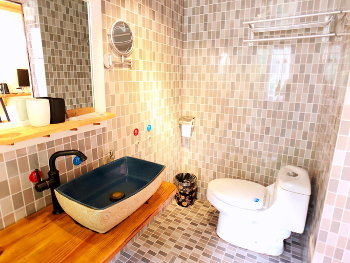 Bathroom 3