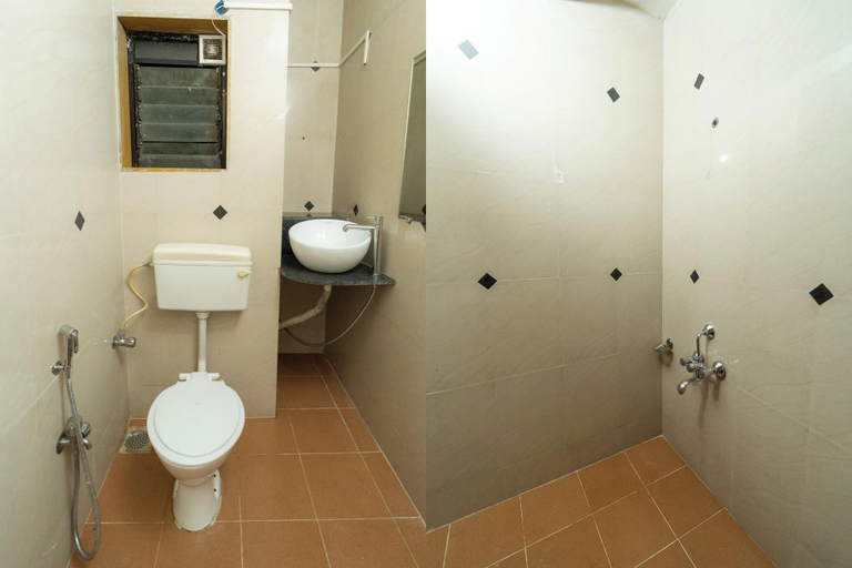 Bathroom 4, Indira Nature Valley, Satara