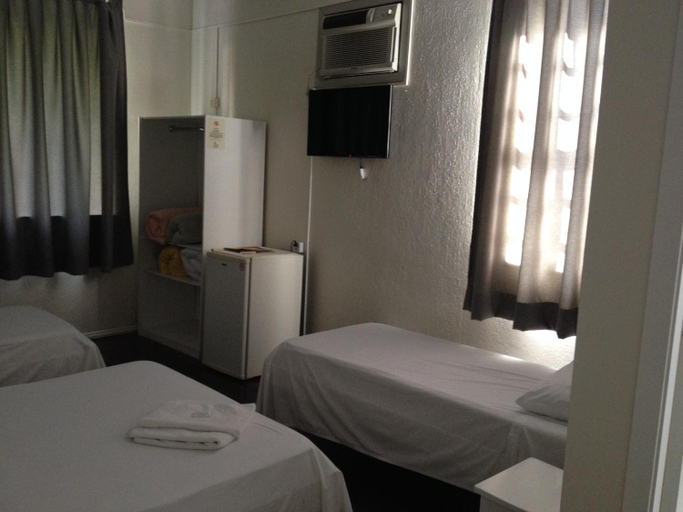 Bedroom 2, Hotel Pousada XV, Blumenau