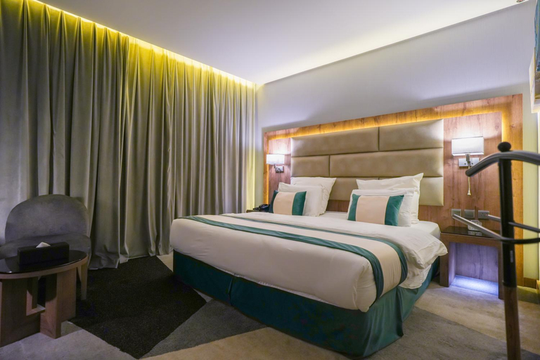 Bedroom 4, RASIA HOTEL, Jeddah