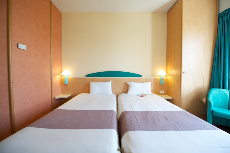 Bedroom 9
