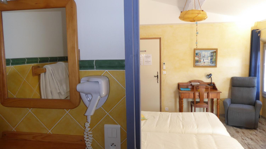 Bedroom 2, L'Art de Vivre, Pyrénées-Orientales