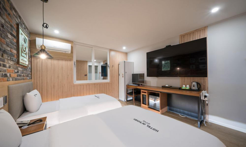 Bedroom 4, HOTEL Yeogiuhtte Gwangju Station, Buk