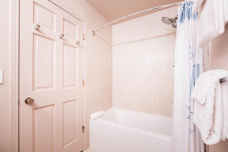 Shower 3, Sunpath by Outpost Whistler, Squamish-Lillooet