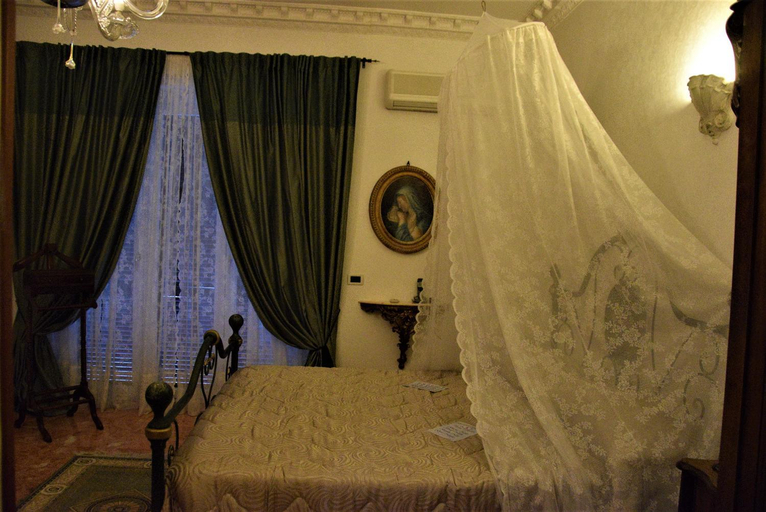 Others 5, B&B Vittoria Colonna, Roma