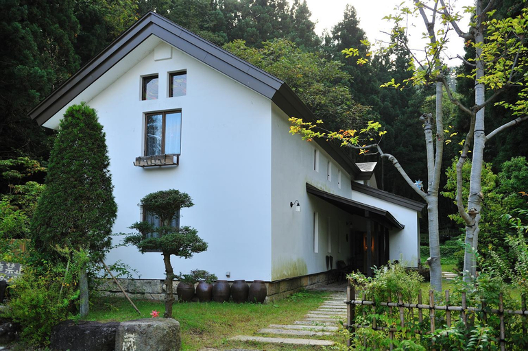 Meigetsuso, Kaminoyama