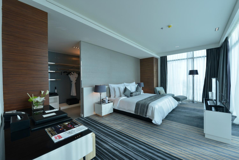 Bedroom 13