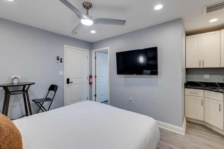 Bedroom 6