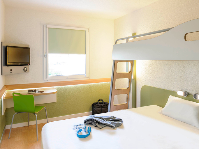 Bedroom 2, ibis budget Dommartin les Cuiseaux, Saône-et-Loire