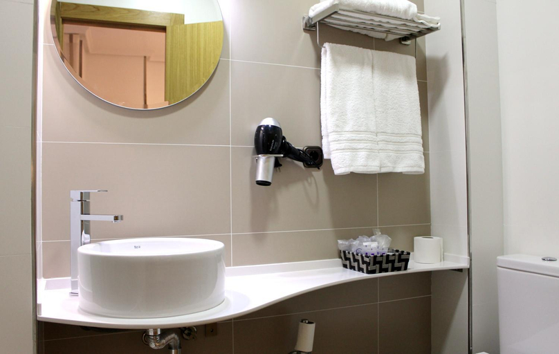 Bathroom 4, Hotel Restaurante Santos, Murcia
