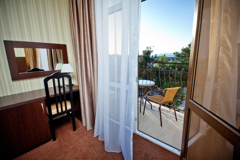 Others 5, Favorit Hotel, Gelendzhik gorsovet