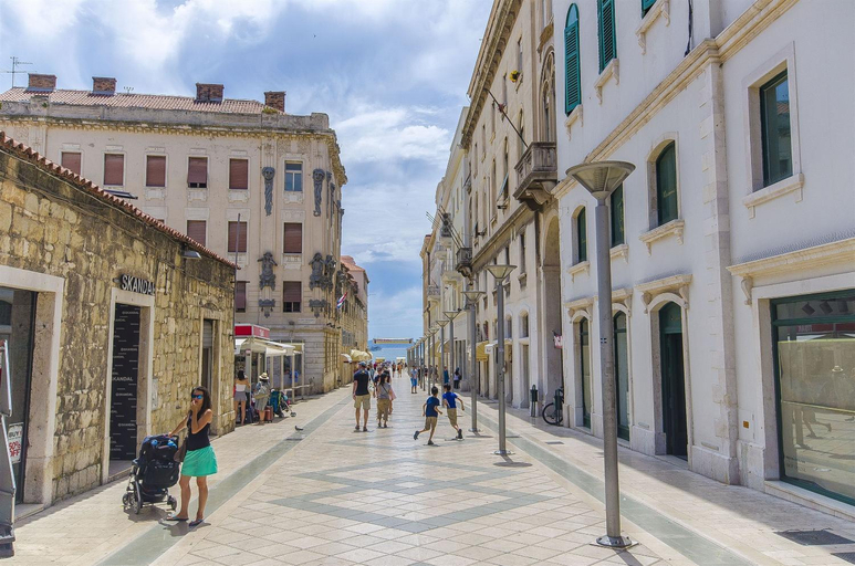 Others 5, Apartments Urban Stone Escape, Split