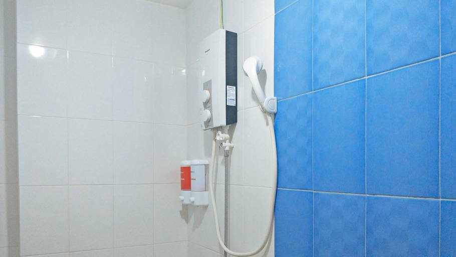 Bathroom 10