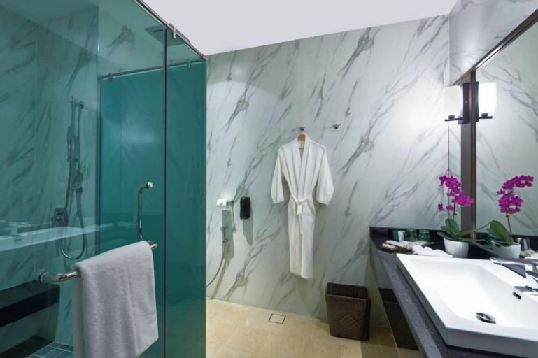 Bathroom 5