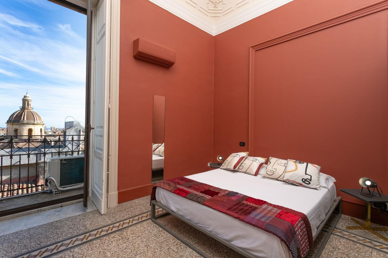 Others 4, 81 Suite and Breakfast, Catania