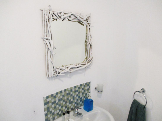 Bathroom 7