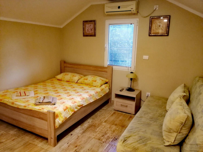 3, INO Apartments