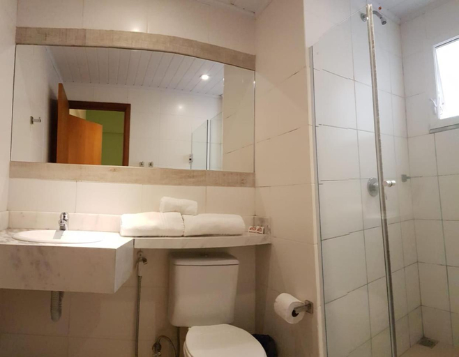 Bathroom, Meu Hotel Garca, Garça