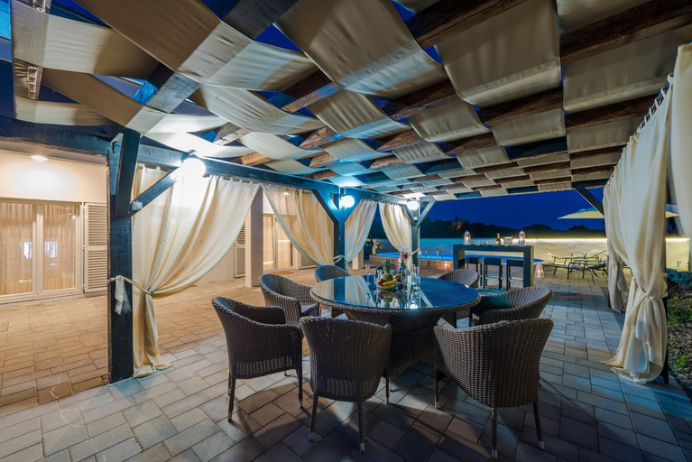 Others 2, Four bedroom holiday home Horizon, Zadar