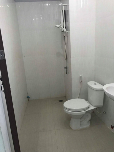 Bathroom 3, KampongBay Makeng II Guesthouse, Kampot