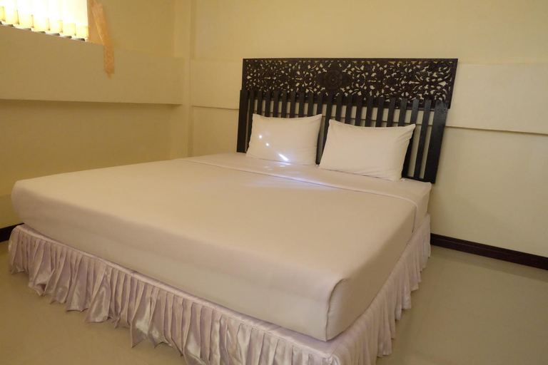 Bedroom 2, J-Safe Guesthouse, Muang Sukhothai
