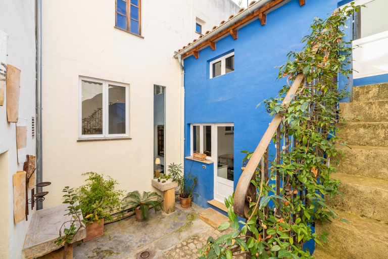 Others 3, Casa Metge Vidal, Baleares