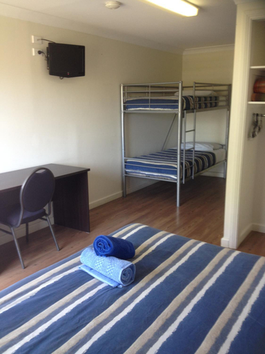 Bedroom 16