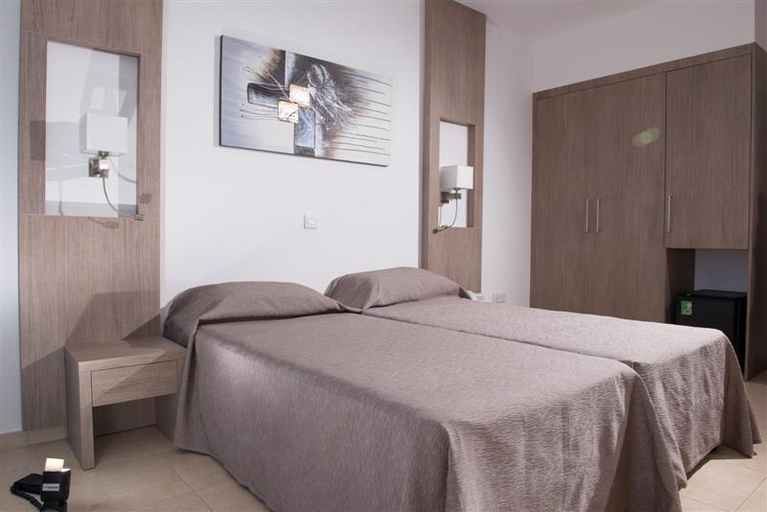 Bedroom 2, New Famagusta Hotel and Suites