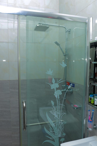 Bathroom 3, Dereva Hotel Rwamagana, Rwamagana
