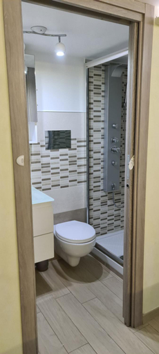 Bathroom 2, TES Apartment Potenza, Potenza