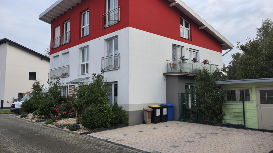 Helle Wohnung mit Balkon 120qm, 4Zimmer, Dortmund