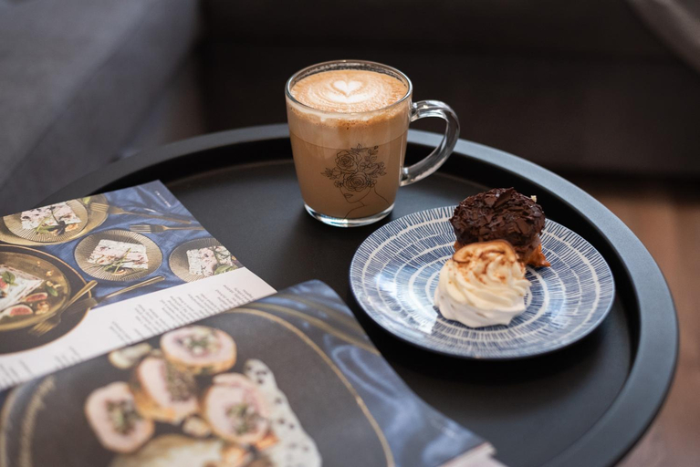 Food & Drinks 5, Prague - Karlin Apartments, Praha 7