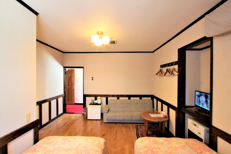 Bedroom 2, Pension EastMount Hakuba, Hakuba