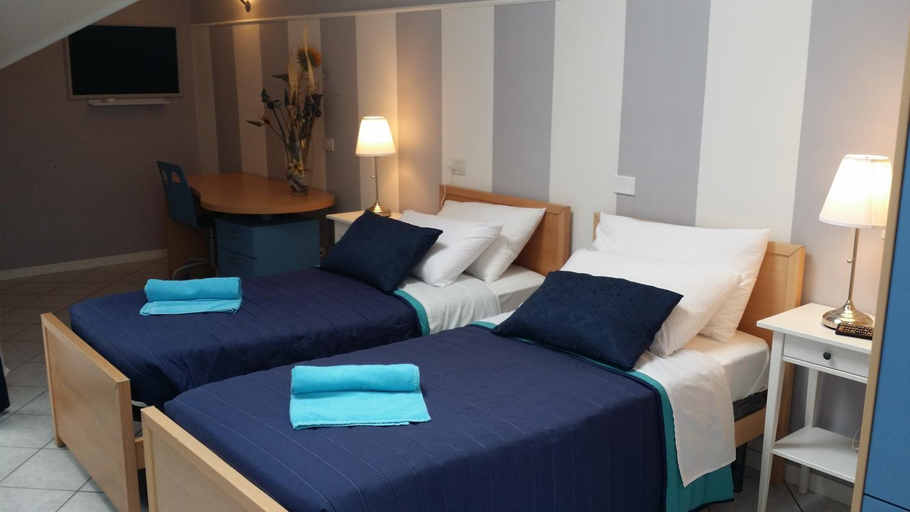 Bedroom 19