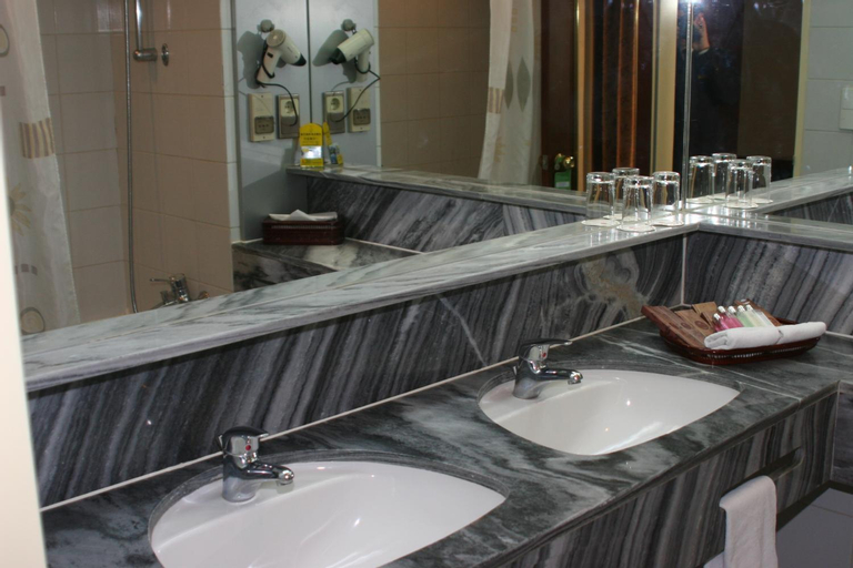Bathroom 5