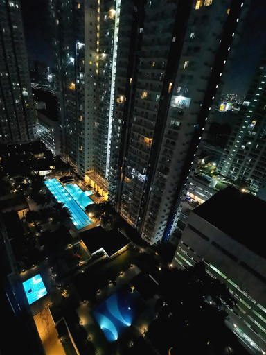 Others 5, Modern 1BR with balcony and 100mbps wifi, Quezon City