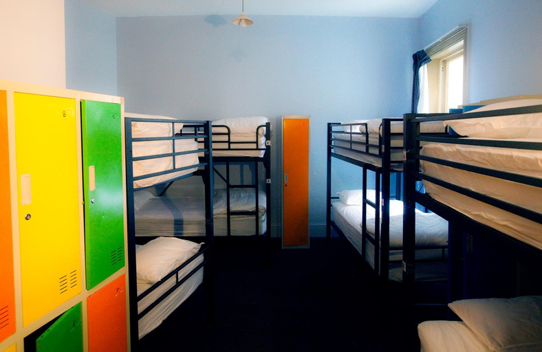 Bedroom 30