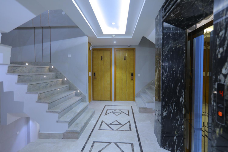 Public Area 2, Hotel Glitz , Delhi