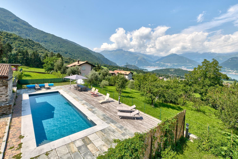 Others 4, chalet con piscina e vista panoramica, Lecco