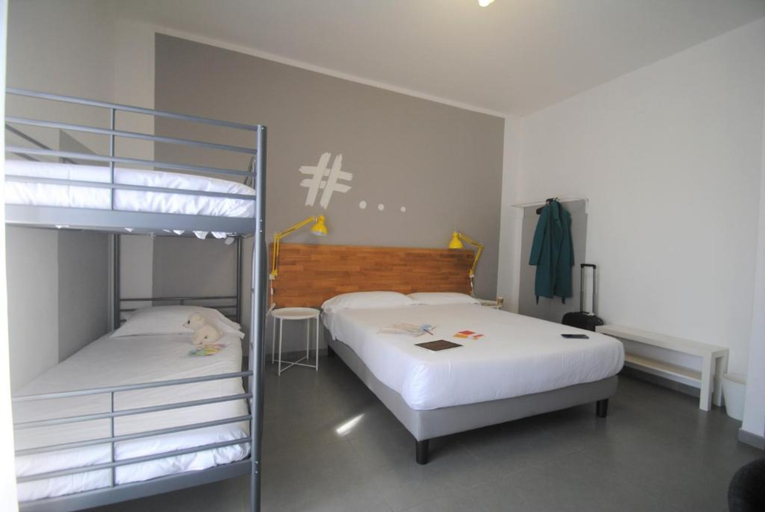 Bedroom 3, ibis Styles Brindisi, Brindisi