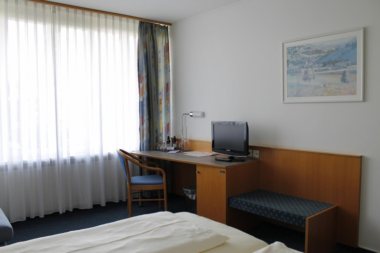 Bedroom 3, Hotel Schwanau garni, Ortenaukreis