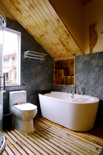 Bathroom 3