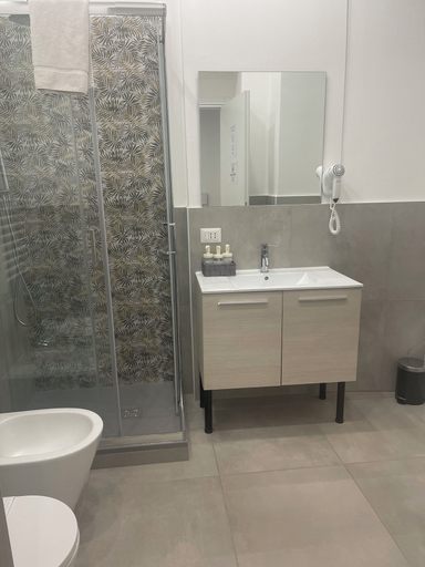 Bathroom 5, Porta Nuova Suite 57, Torino