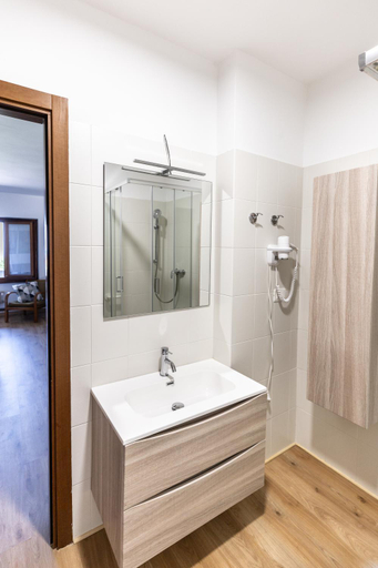 Bathroom 3, Affittacamere Cigui, Trieste