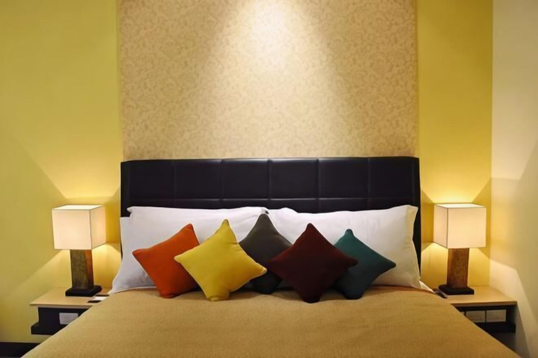 Bedroom 16