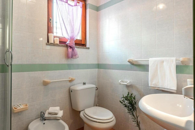 Bathroom 3, LA.MAR Apartment S. Teresa Gallura, Olbia-Tempio