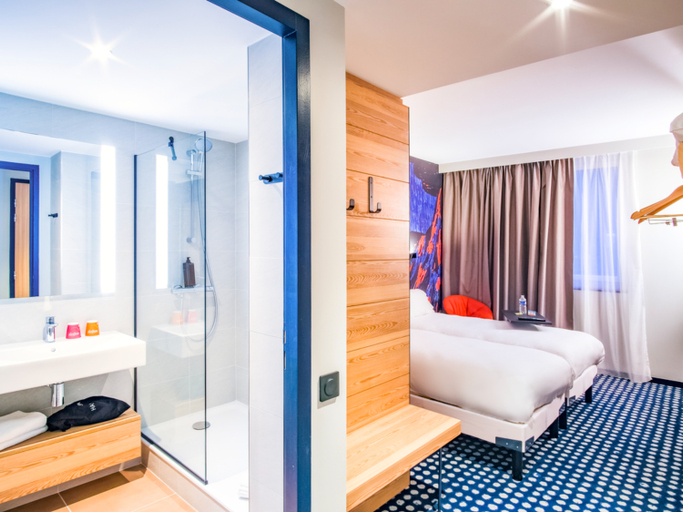 Bedroom 4, ibis Styles Albertville, Savoie