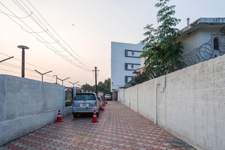 Others 5, Aafiya lakeview apartments, Coimbatore