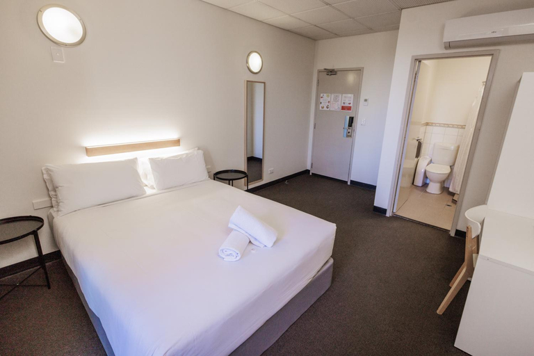Bedroom 24